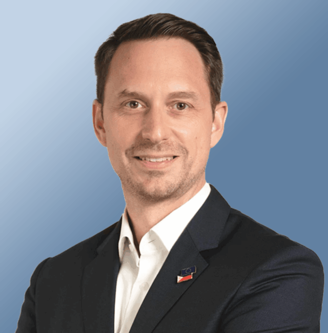 https://eboworldwide.eu/wp-content/uploads/2026/06/FG-Headshot-640x648-1.png